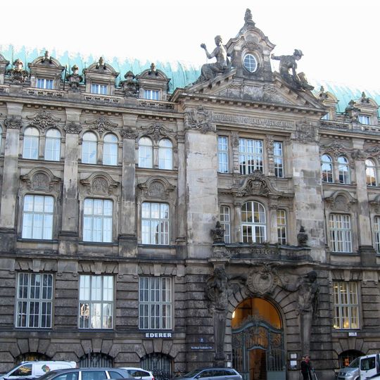 Kardinal-Faulhaber-Straße 10