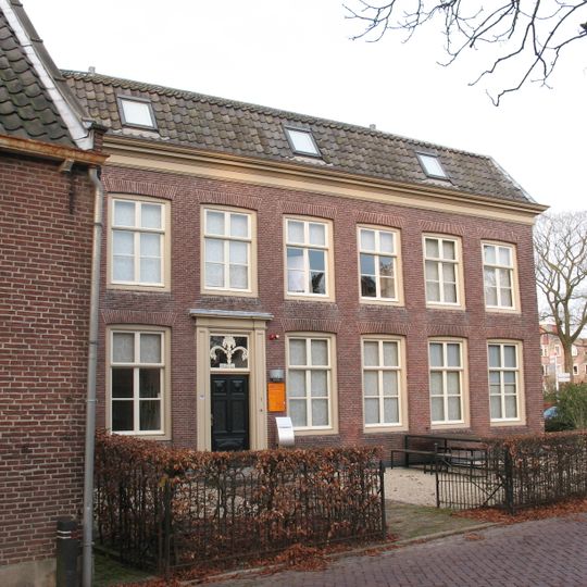 Burg. Jhr. H. Van Den Boschstraat 1, Amerongen
