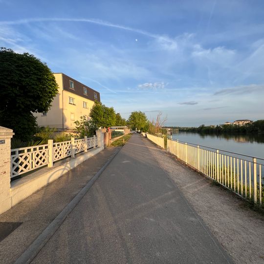 Promenade du Bord de Seine