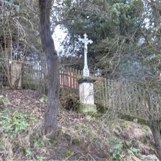 Kříž u domu 45 v Kojeticích