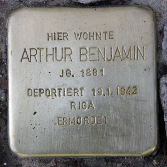 Stolperstein en memoria de Arthur Benjamin