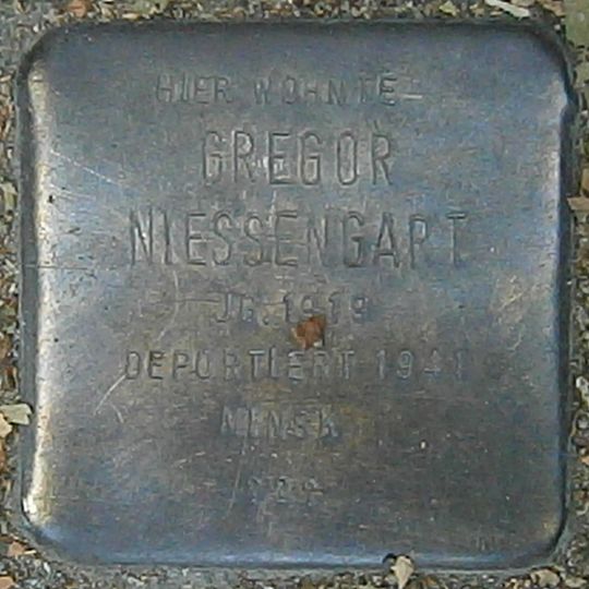 Stolperstein dedicated to Gregor Niessengart