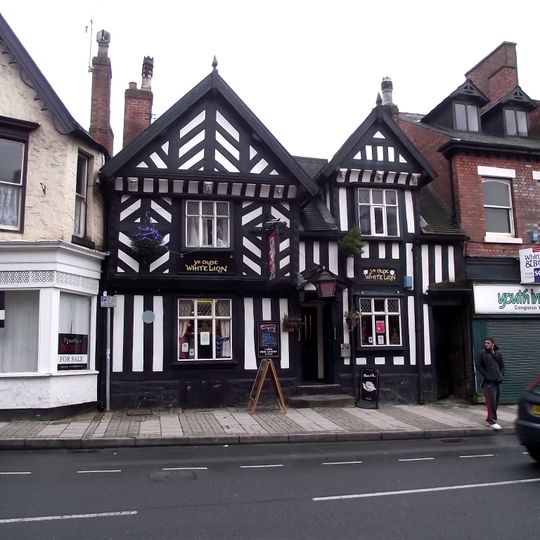 Ye Olde White Lion Public House