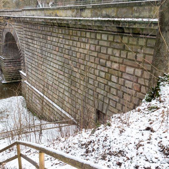 Brückkanal über die Schwarzach