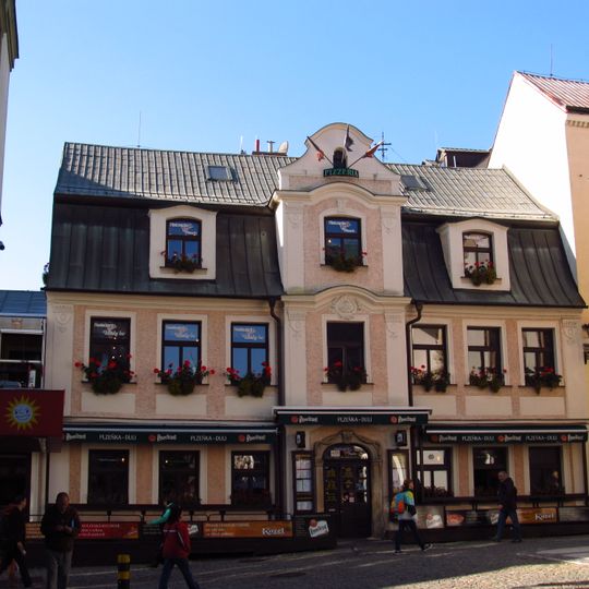 Měšťanský dům Moskevská 13/4