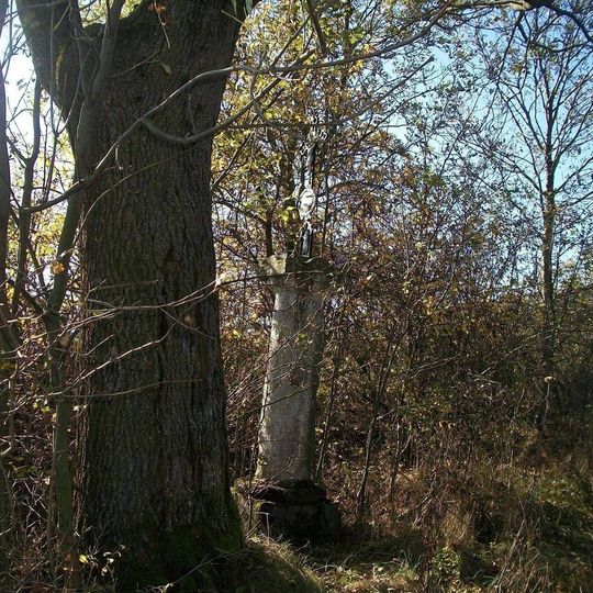 Kříž u Libákovic u cesty do Letin