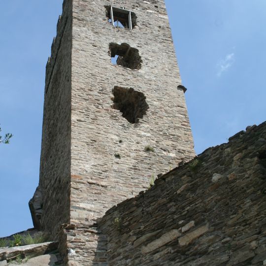 Tour carrée de Colombières-sur-Orb