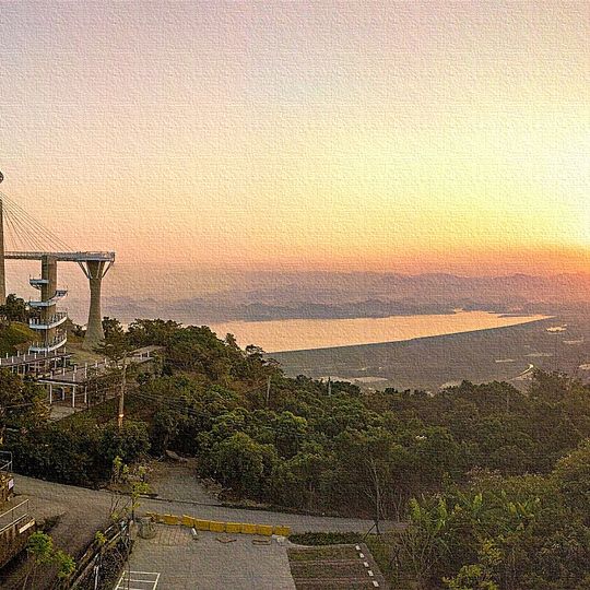 Siaogangshan Skywalk Park