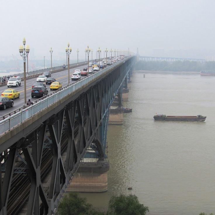 Ningyangbron över Yangtze - 1560 m