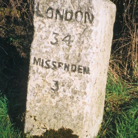 Milestone, London Road; Little London, opp. Belmont and 20m N of Wendover Motor Services Garage