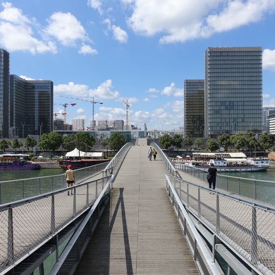 Passerelle Simone-de-Beauvoir