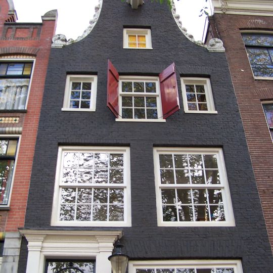 Huis met reeds xviii of