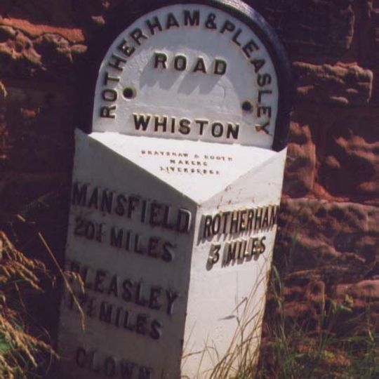 Milepost Immediately To North Of Entrance To Guilthwaite Grange