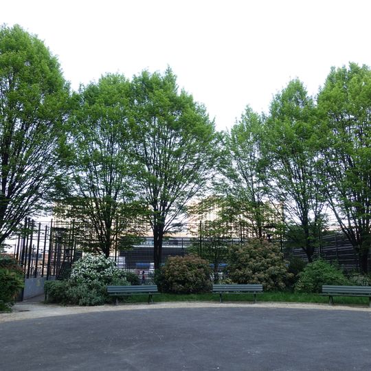 Square Raymond-Queneau