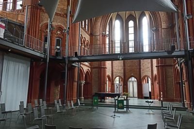 Interior 4
