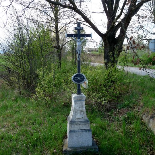 Kříž u silnice I/3