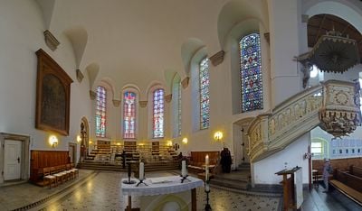 Interior 0