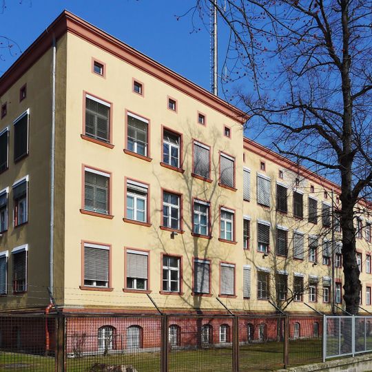 Wirtschaftsgebäude Feldzeugmeisterstraße 18