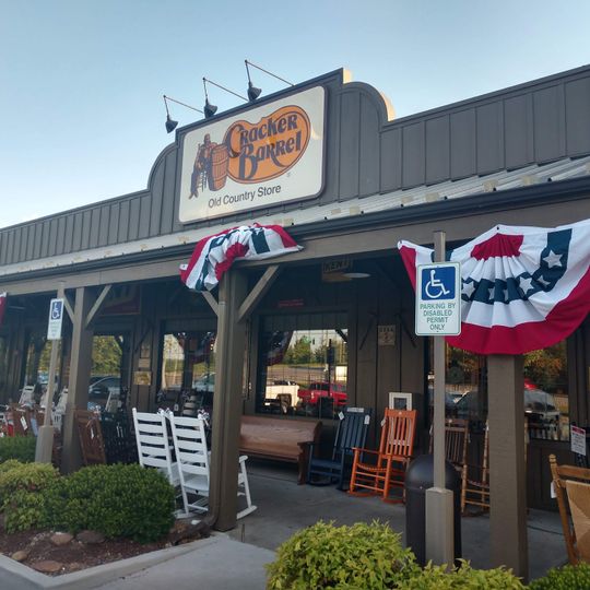 Cracker Barrel Old Country Store