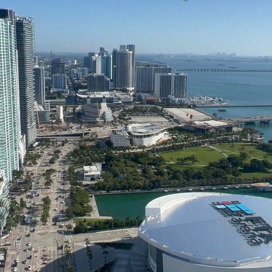 Waldorf Astoria Hotel & Residences Miami