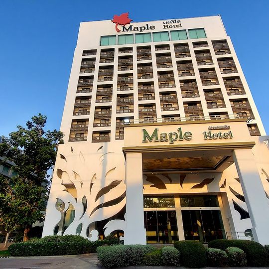 Maple Hotel