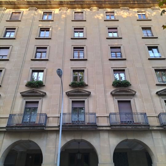 Pza. Conde Rodezno 11