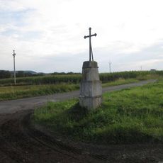 Kříž západně od Hlohoviček