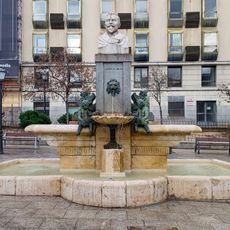 Vázquez de Mella Fountain