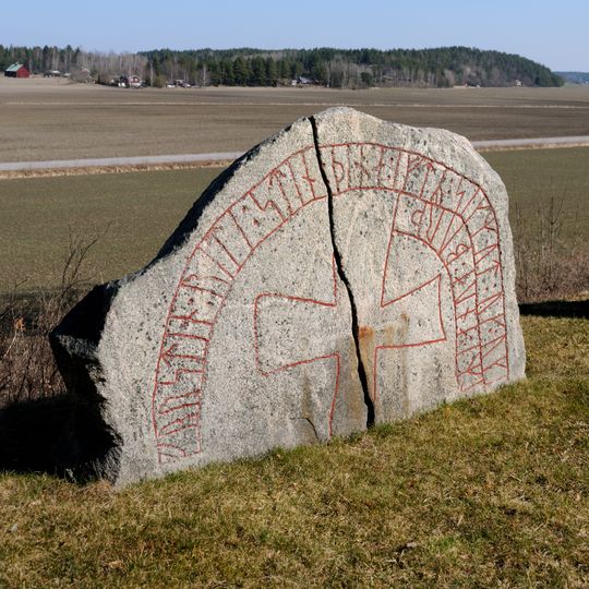 Östergötlands runinskrifter 31