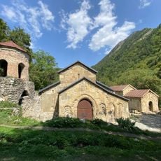 Რკონის სამონასტრო კომპლექსი: ღვთისმშობლის ეკლესია, ნათლისმცემლის ეკლესია, სამრეკლო, კოშკი, სატრაპეზო, რკონის ხიდი, სხვა ნაგებობანი