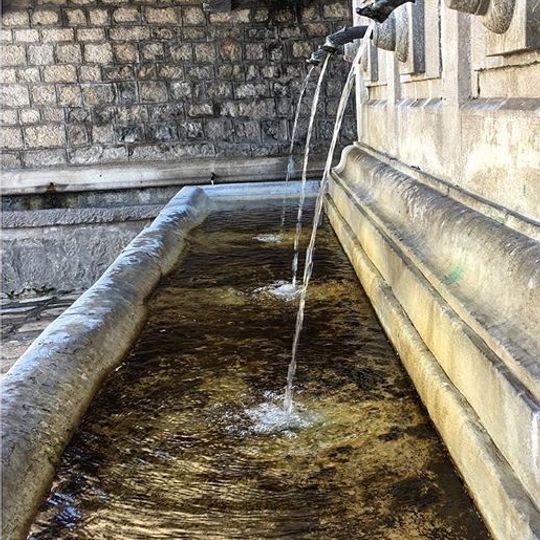 Lavatoio pubblico Fontana Nova