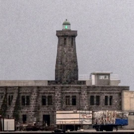 Phare du port de Melilla