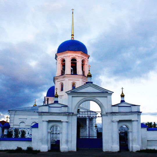 Церковь Петропавловская с интерьером