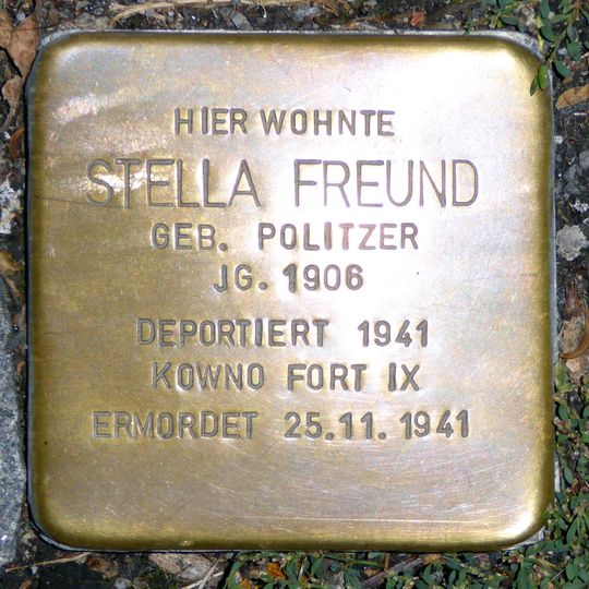 Stolperstein en memoria de Stella Freund