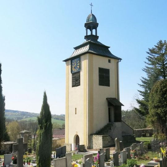 Věžová kaple na hřbitově v Jestřebí