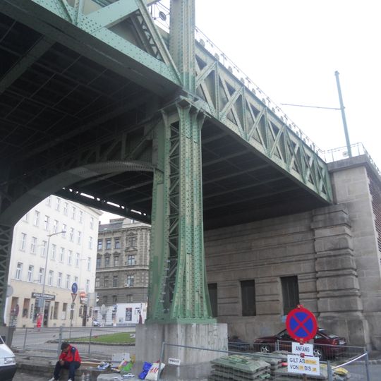 Eisenbahnbrücke, Otto Wagner-Brücke über die Wienzeile samt Anschlussbauwerken