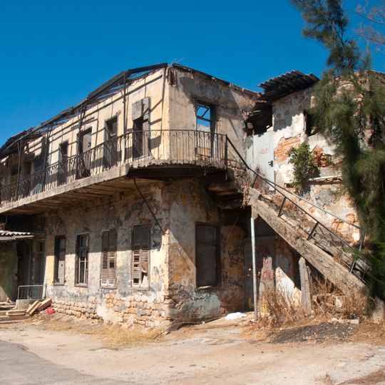 Daniel Lifshitz Yard