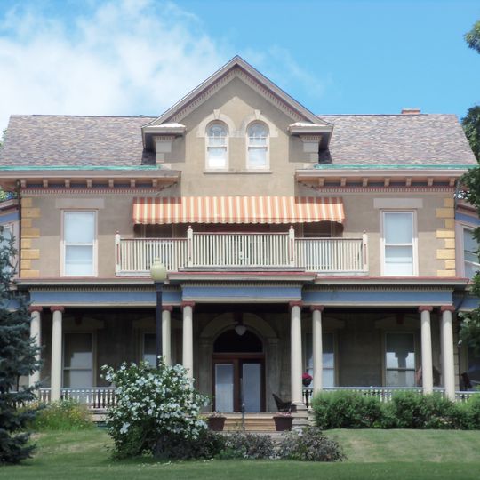 Bridge Avenue Historic District