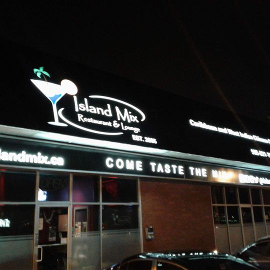 Island Mix Restaurant & Lounge