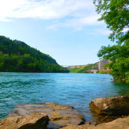 Devil's Hole State Park