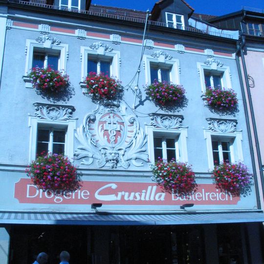 Wohn- und Geschäftshaus