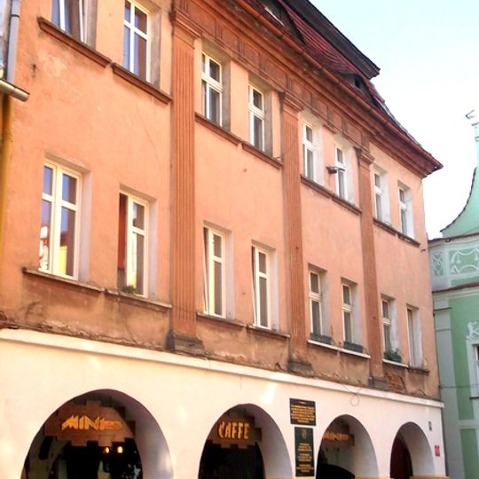 Karola Miarki <s>30 </s> 25