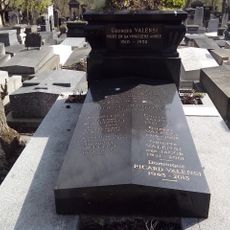 Grave of Valensi