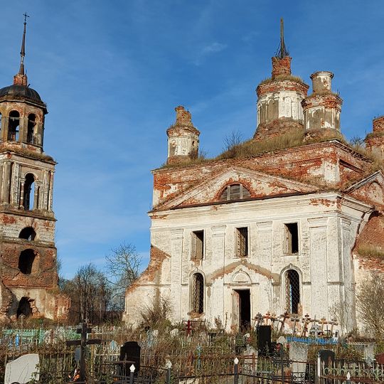 Успенская церковь с остатками живописи