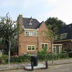 Vrijstaande woning, onderdeel van het complex Onder Dak