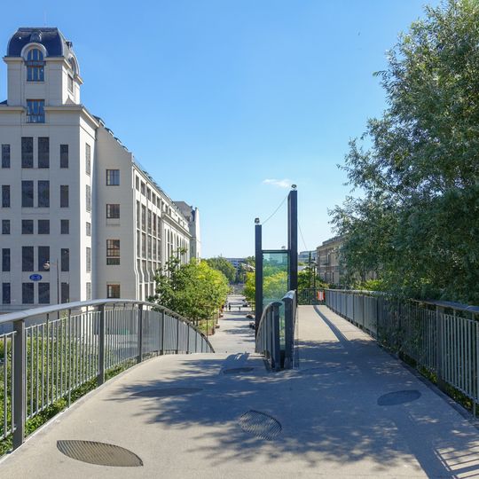 Passerelle des Grands Moulins