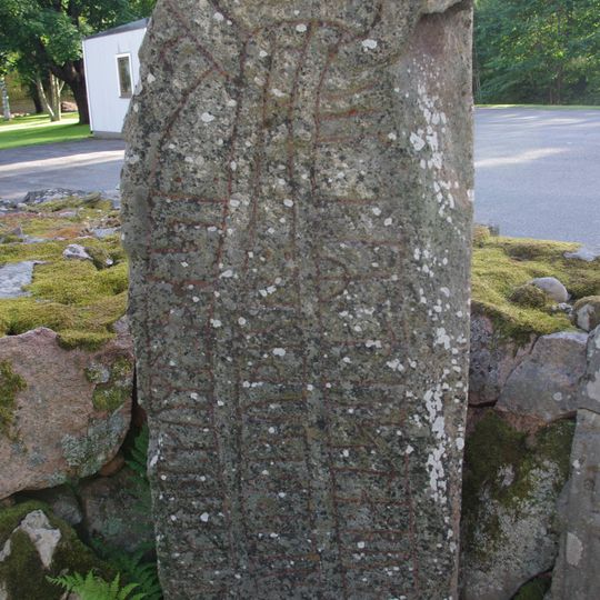 Västergötlands runinskrifter 171