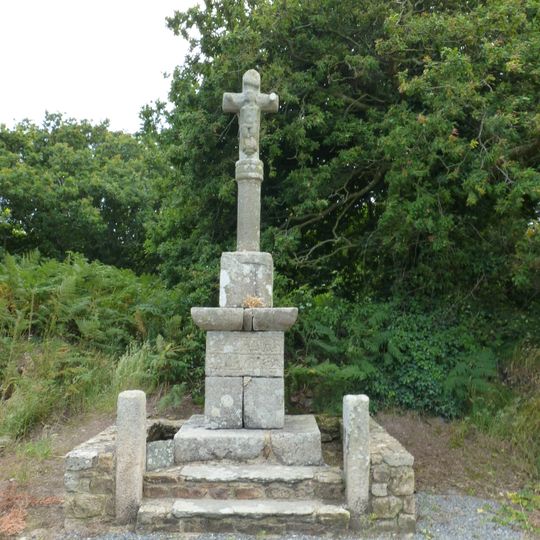 Croix de Kéraliès à Pleumeur-Gautier