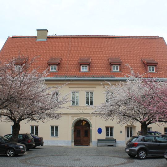 Klagenfurt, Reitschulgasse 4