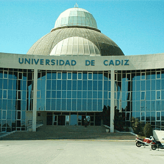 Edificio del Centro Andaluz Superior de Estudios Marinos